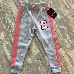 PINK VELVET Toddler girls Gray and Pink Joggers. NWT. Sz 4T